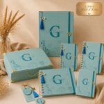 Kit Maternidade Personalizado Safari Sereno 6 Peças  | Caderneta de Vacina, Livro do Bebê, Pasta, Porta Documentos, Caderno de mensagens e Caixa de Memórias.