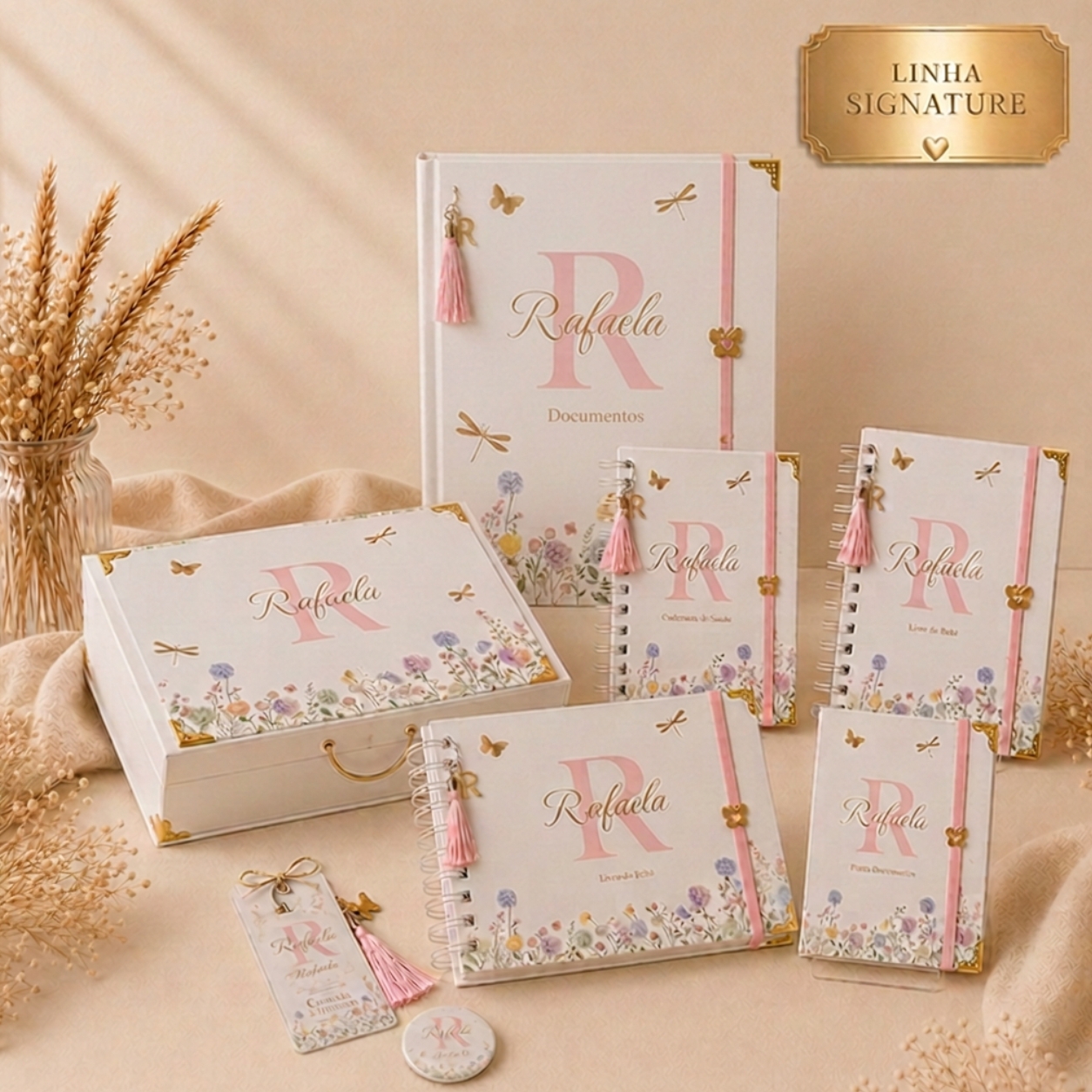 15581676445-alfabeto-clean-rosa.jpg Kit Maternidade Personalizado Jardim Rosé 6 Peças | Caderneta de Vacina, Livro do Bebê, Pasta, Porta Documentos, Caderno de mensagens e Caixa de Memórias. - Imagem 1