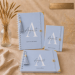 Kit Linho Azul Serenity Primeiros Registro| Caderneta de Vacina,Livro do Bebê e Porta Documentos.