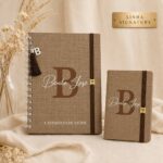 Kit Marrom Nobre Essencial | Caderneta de Vacina e Porta Documentos.