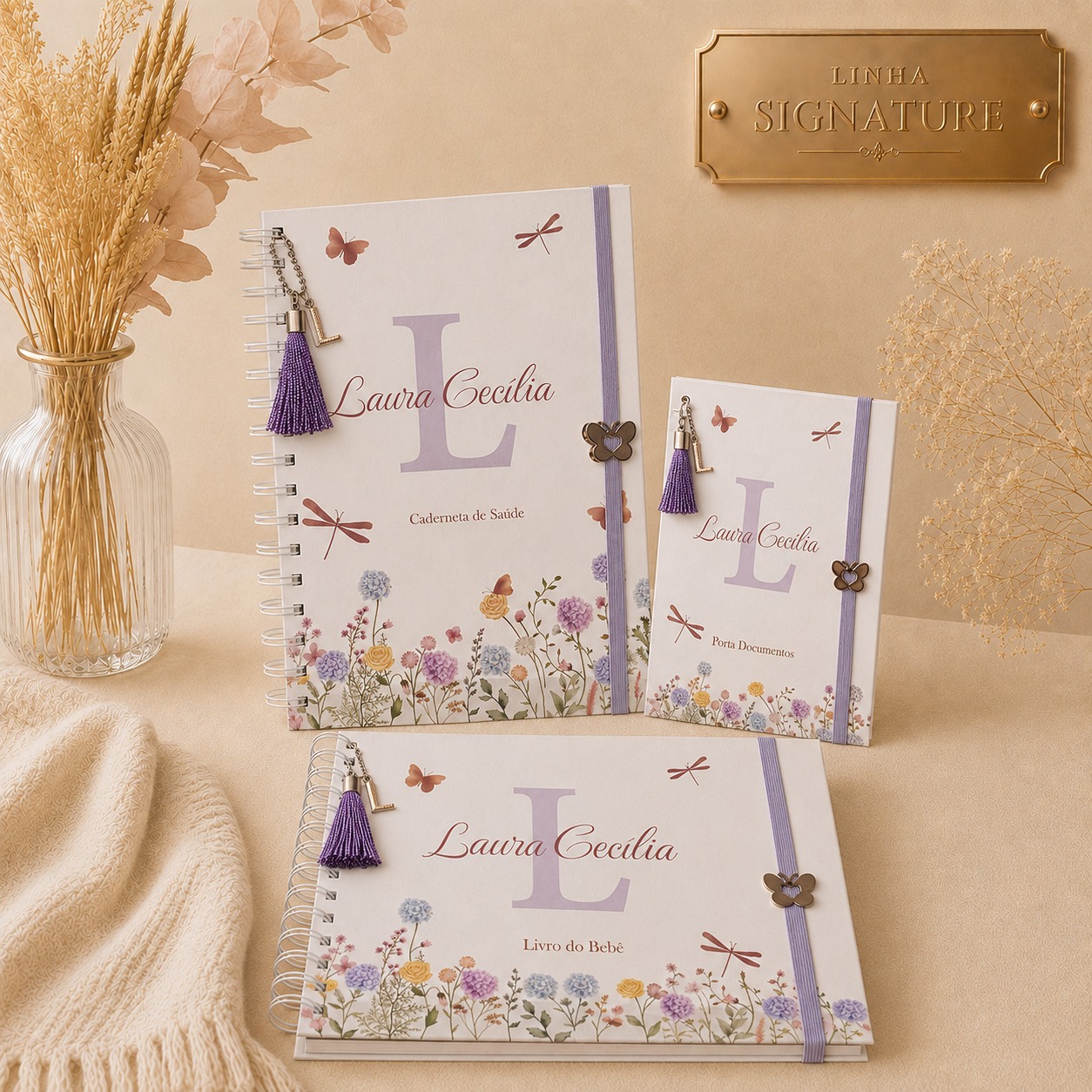 15585659339-whatsapp-image-2026-07-30-at-14-44-48-9.jpeg Kit Jardim Lavanda Primeiros Registro| Caderneta de Vacina,Livro do Bebê e Porta Documentos. - Imagem 1
